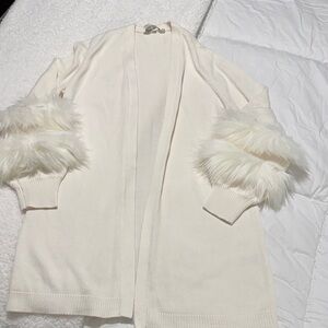 Chico’s Elegant Long and Soft Cream Sweater with Faux Fur Accents